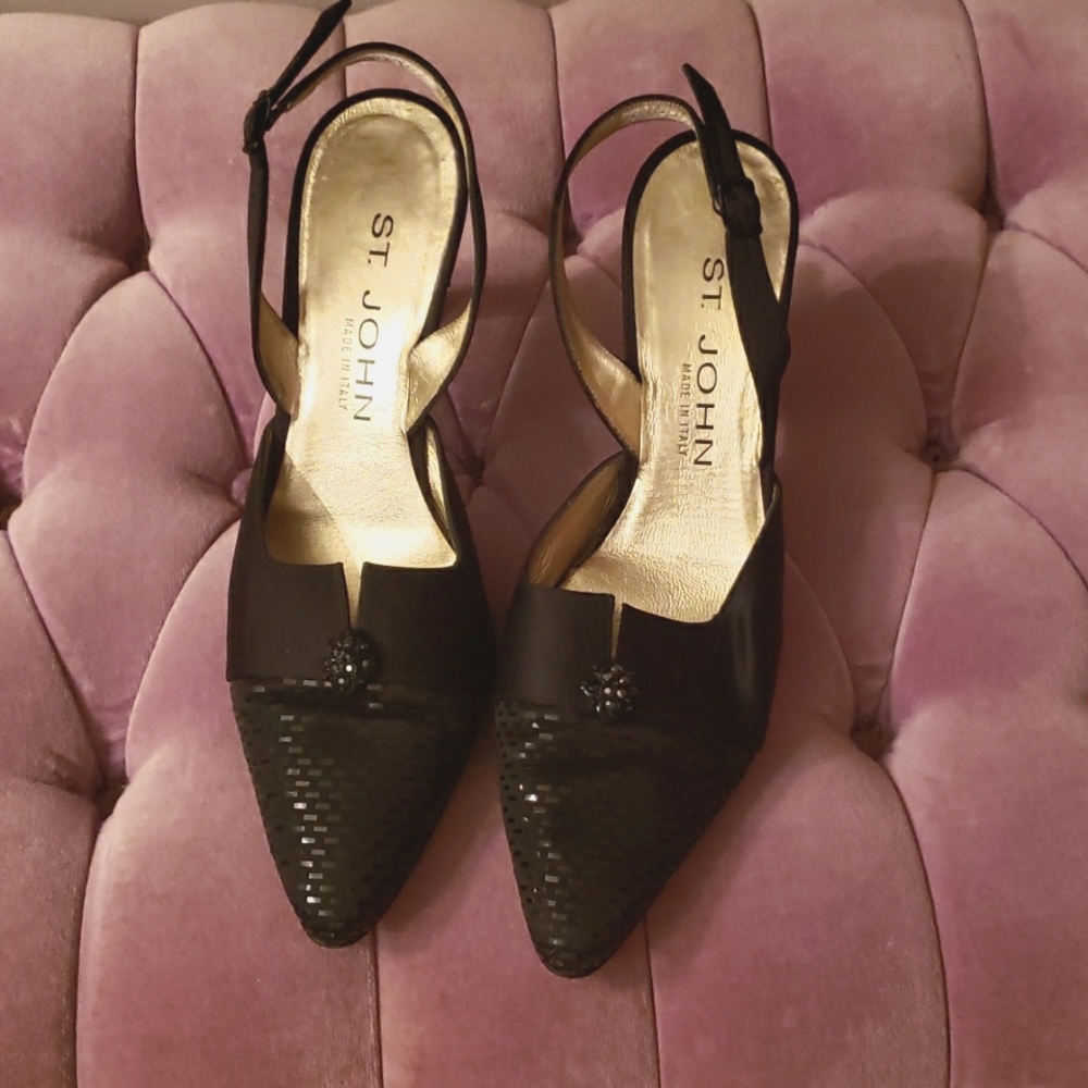 St. John shoes
